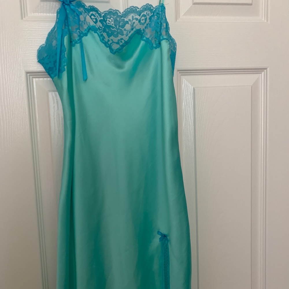 Teal Silk/Lace nightgown (Victoria’s Secret-Small)